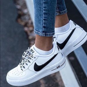 Meet your Posher, Yessenia